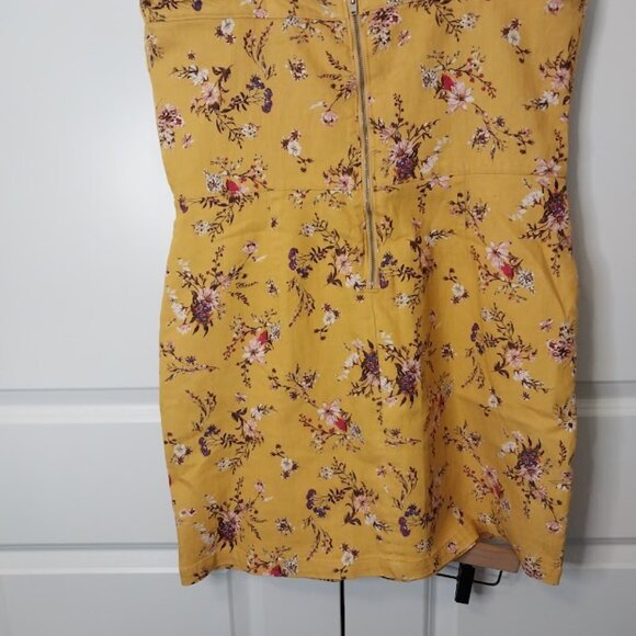 No Boundaries Flower Juniors Dress - Picture 8 of 8